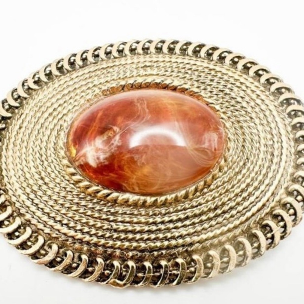 CHARLES JOURDAN CLIP